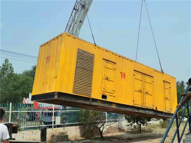 鄄城300KW柴油发电机组油耗是多少？