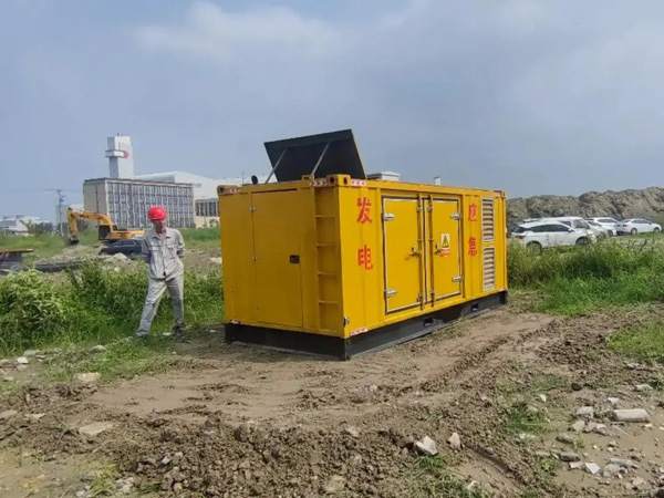 鄄城200KW柴油发电机机组每小时的油耗量受哪些因素影响?